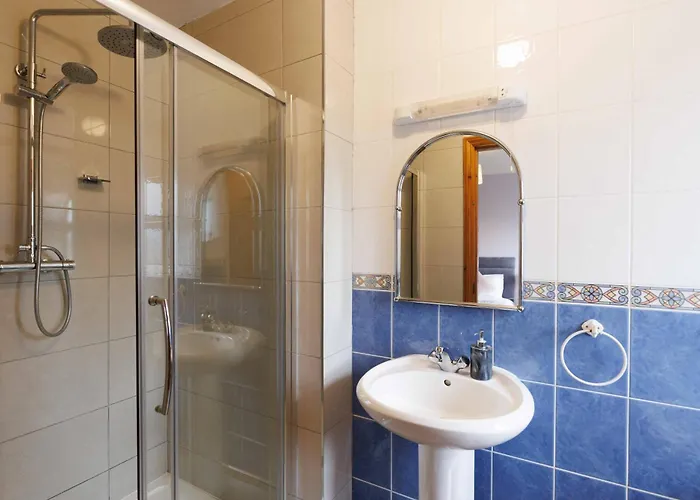 Clareville House Bed & Breakfast Scarriff (Clare)