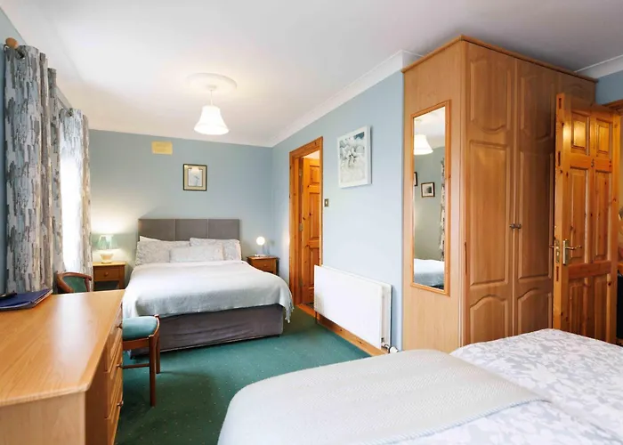 Clareville House Bed & Breakfast 4*